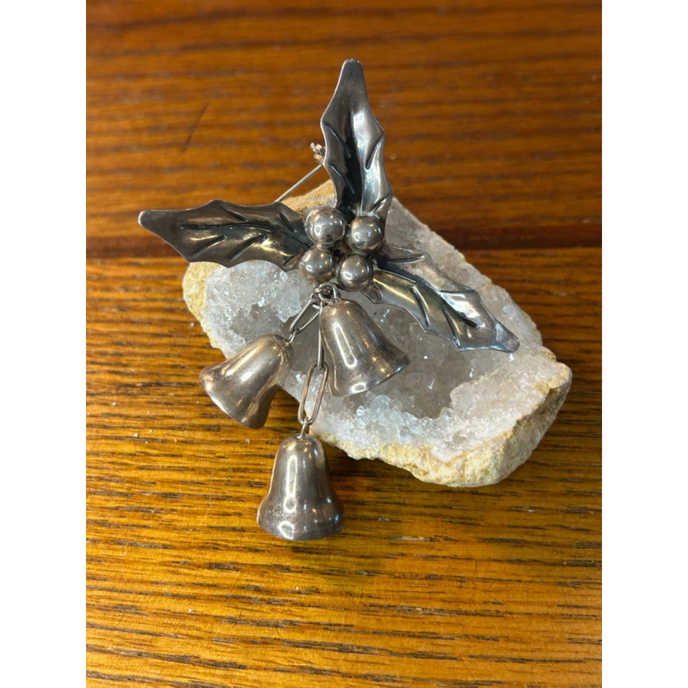 Vintage Sterling Silver Holly Bell Brooch Pin